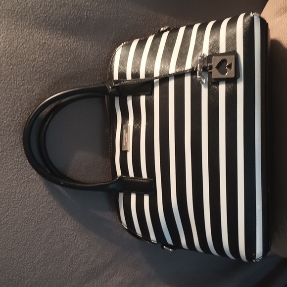 Kate Spade Crossbody 3 Set, Wallet And Wristlet - Picture 2 of 14